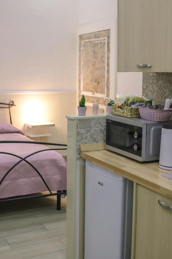 Reginella A Toledo Hotel เนเปิลส์ ภายนอก รูปภาพ